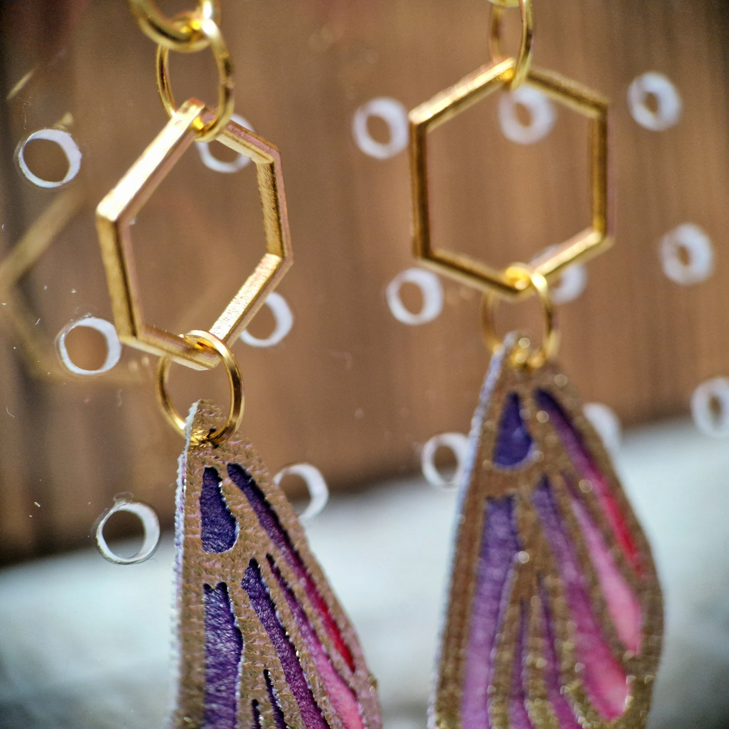 FUCHSIA WINGS - D4 EARRINGS