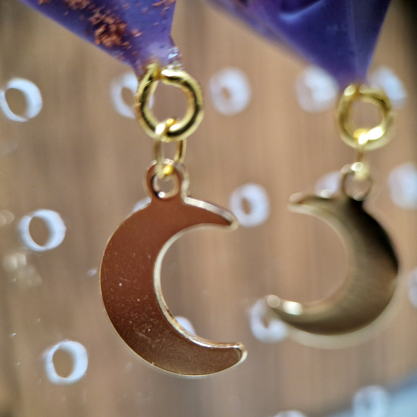 GALE'S MOON - D10/0 EARRINGS